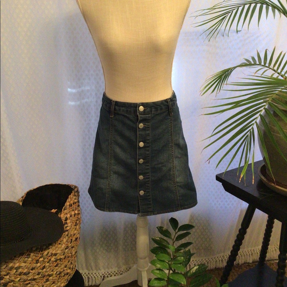 Women’s Mini Denim Skirt